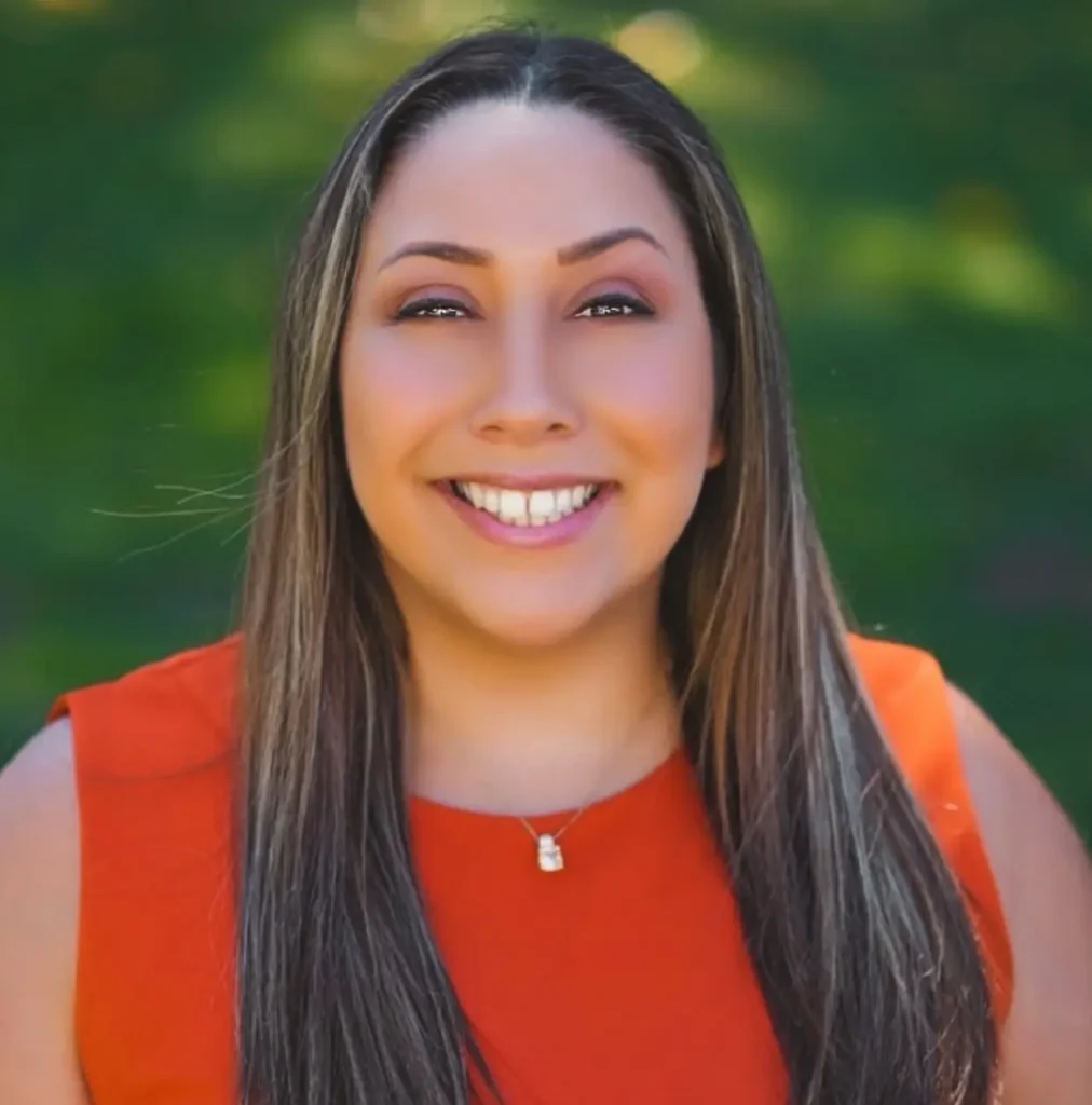 Rachel Rodriguez is on the Wendy Rich Soto and Associates Team